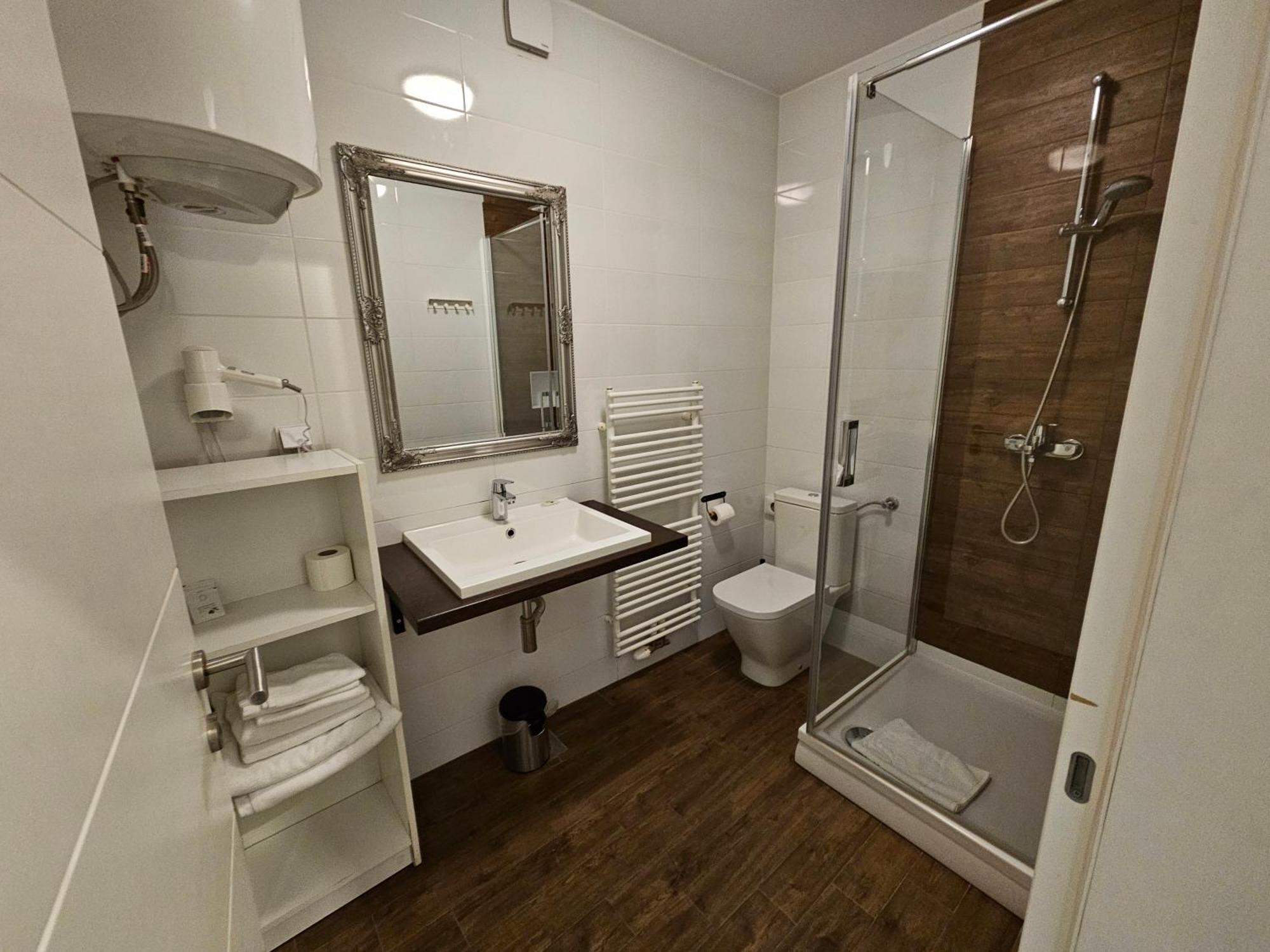 Home Apartmani I Sobe Osijek Ngoại thất bức ảnh